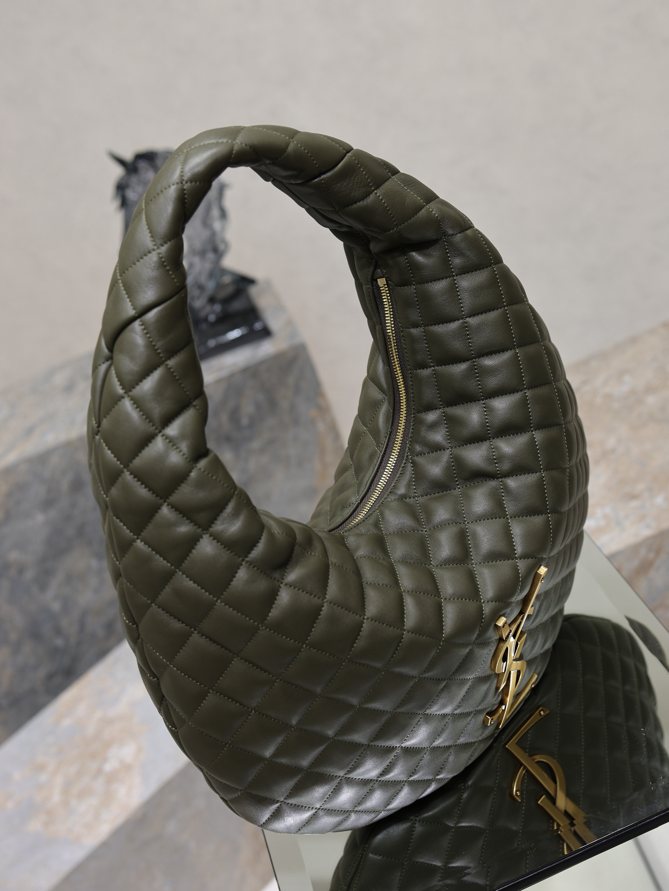Sa1nt Lau*nt Icare Hobo Bag in Quilted Suede -44*30*7CM