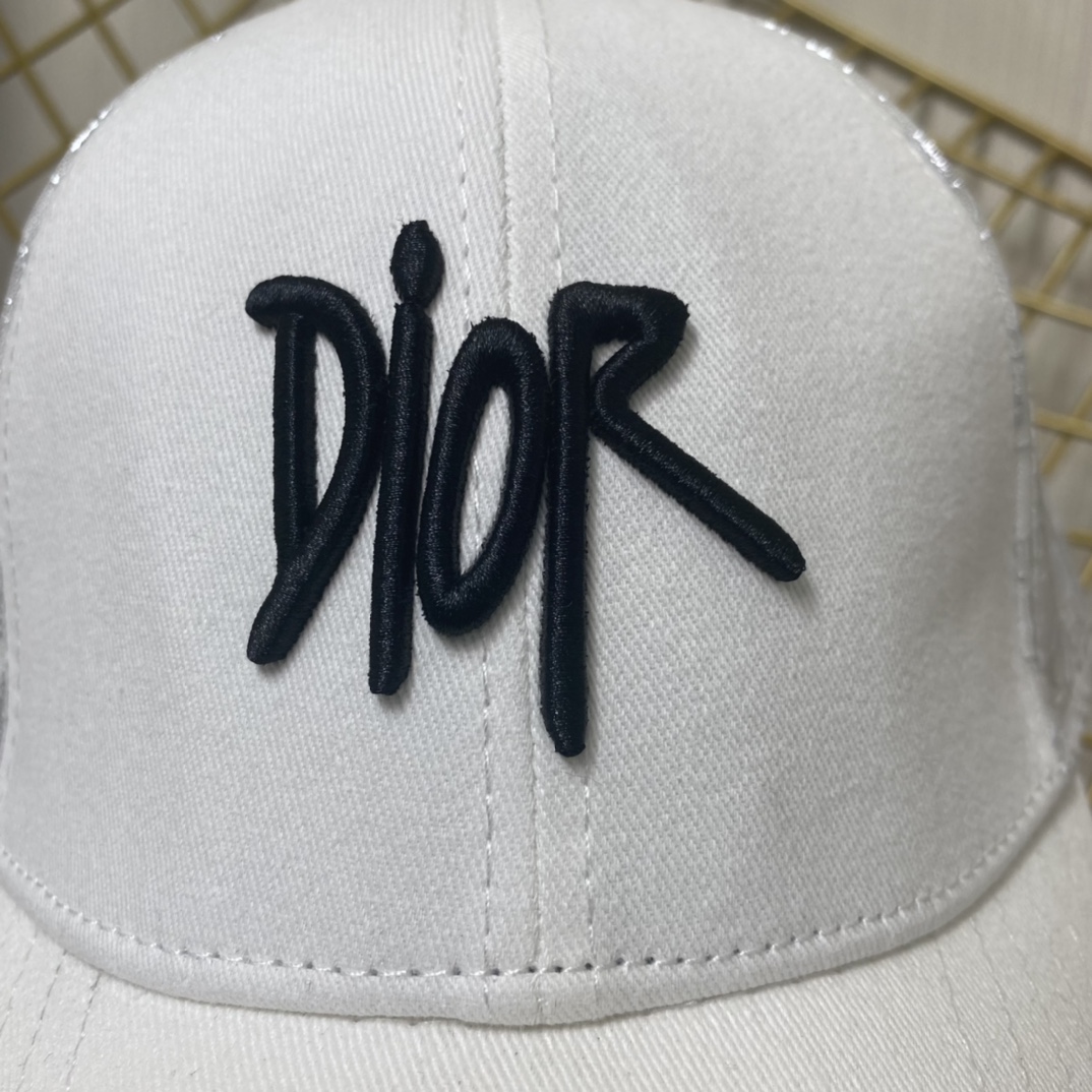 D*or hats