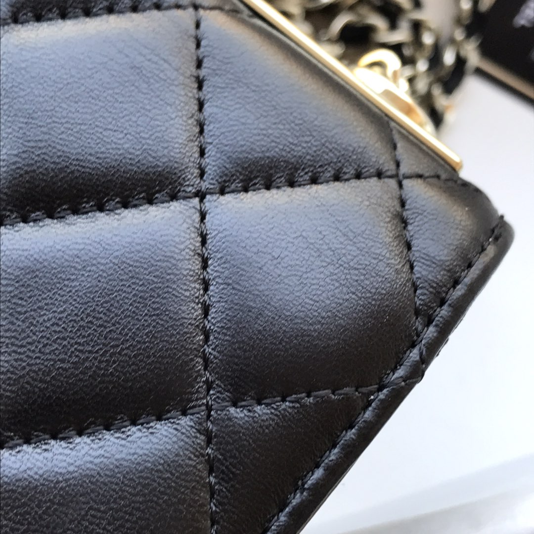 Ch@nel Trendy Woc-19.5CM