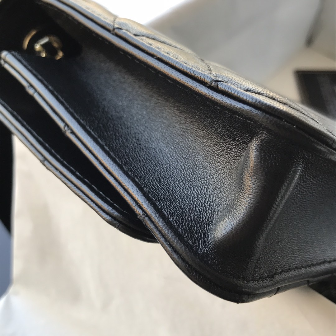 Ch@nel Trendy Woc-19.5CM