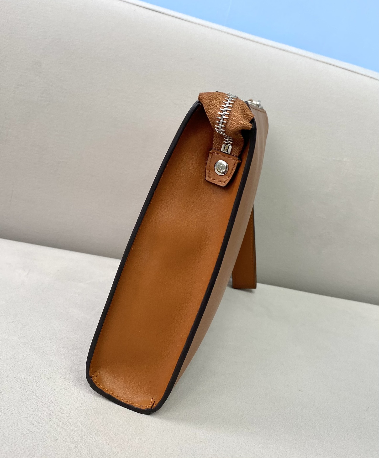 F**di pouch-27x4x20cm