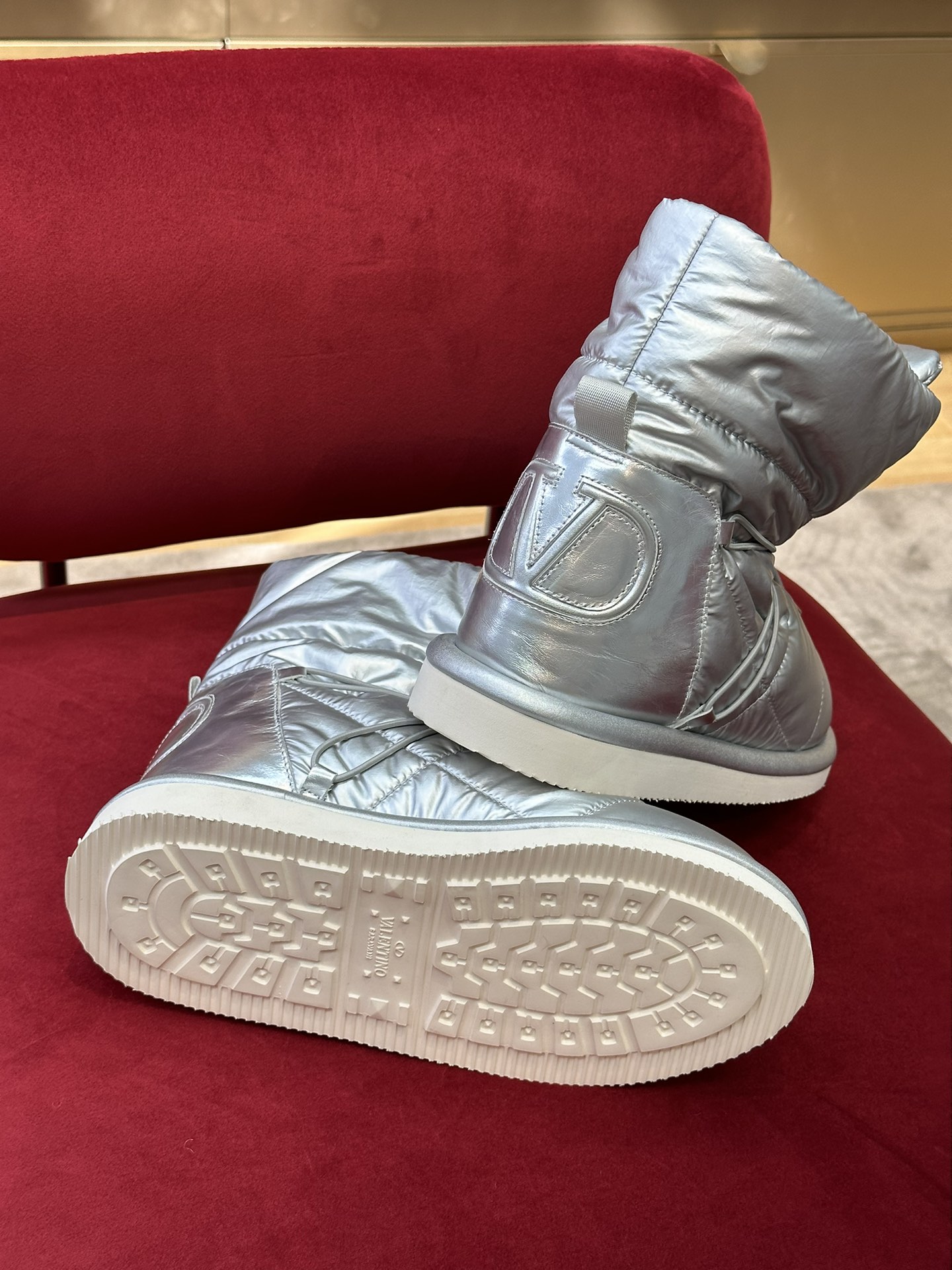 Va1e*ntin0 boots(eu35-42)