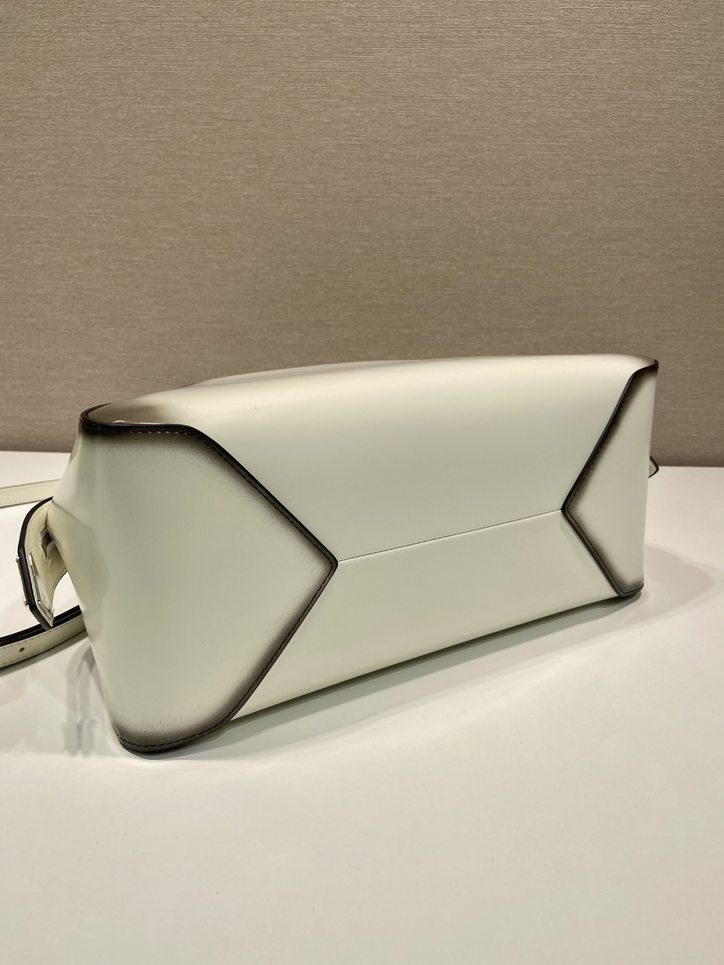 Pra*a 1ba365 bowling bag-31*16*13.5cm