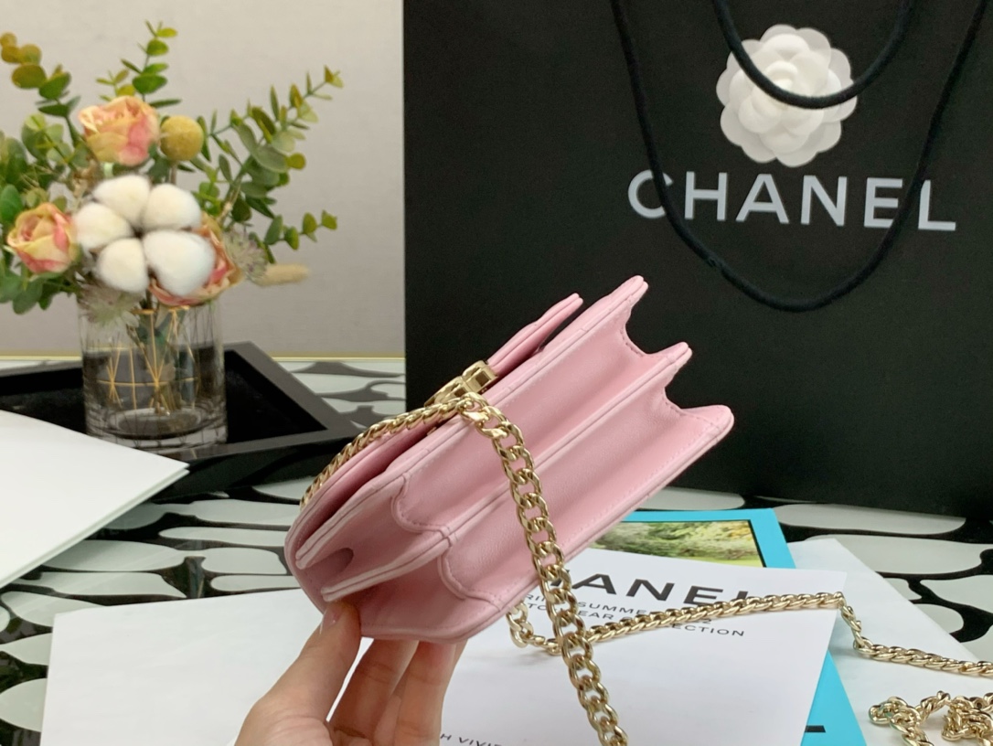 CHANLE Vintage Chain Bag-13*9.5*6CM