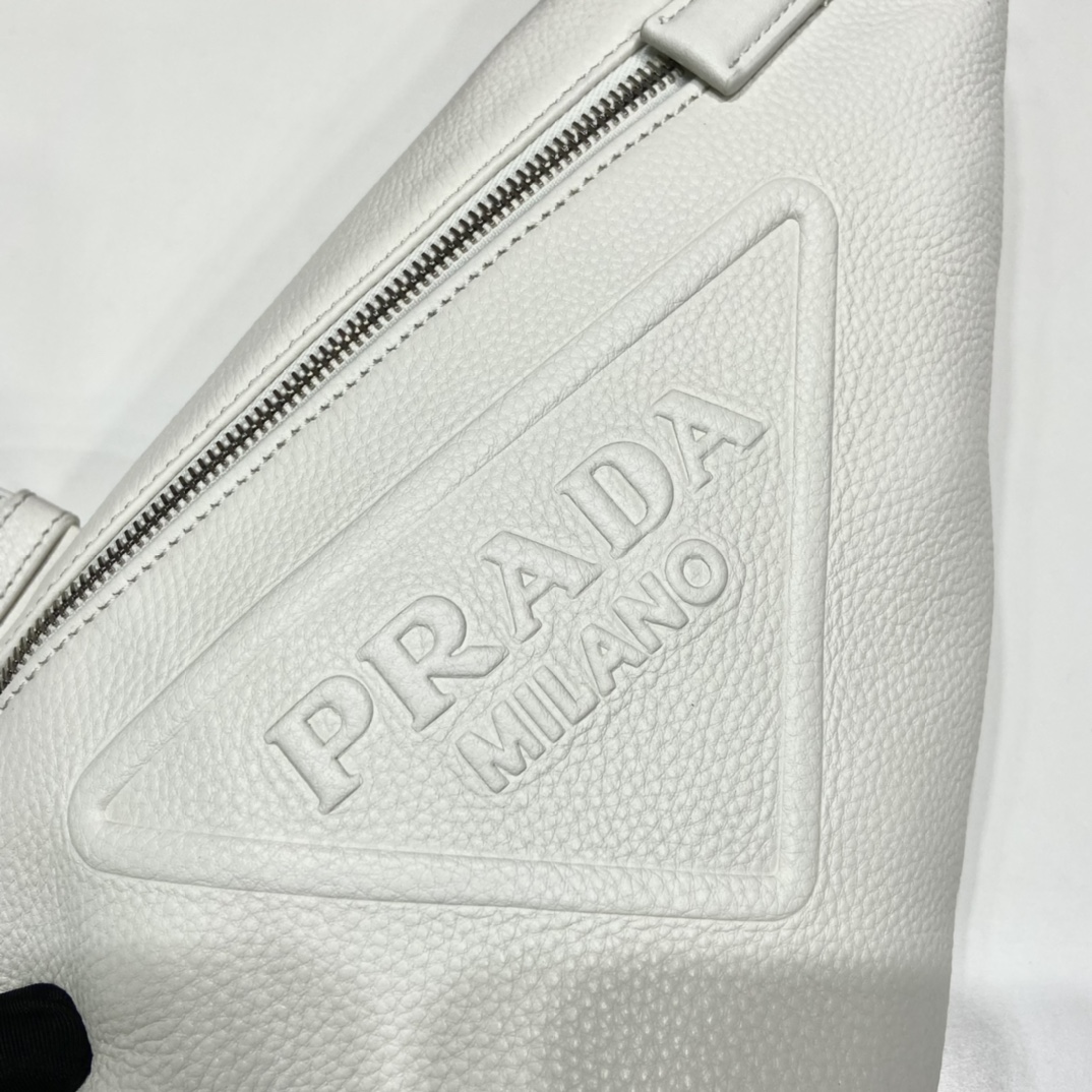 Pra*a 2vz098 handbags-17*32*6.5cm