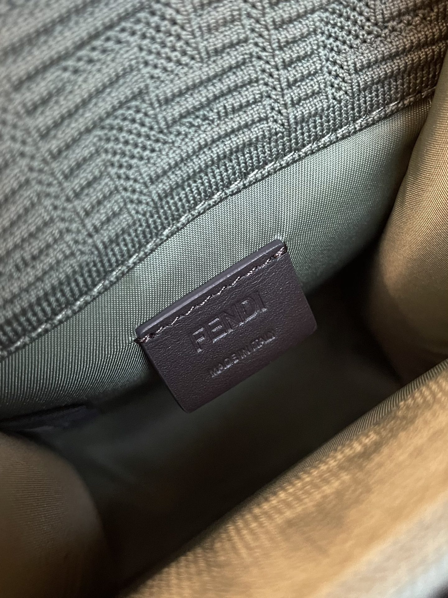 F**di sunshine mini tote -13x6.5x18cm