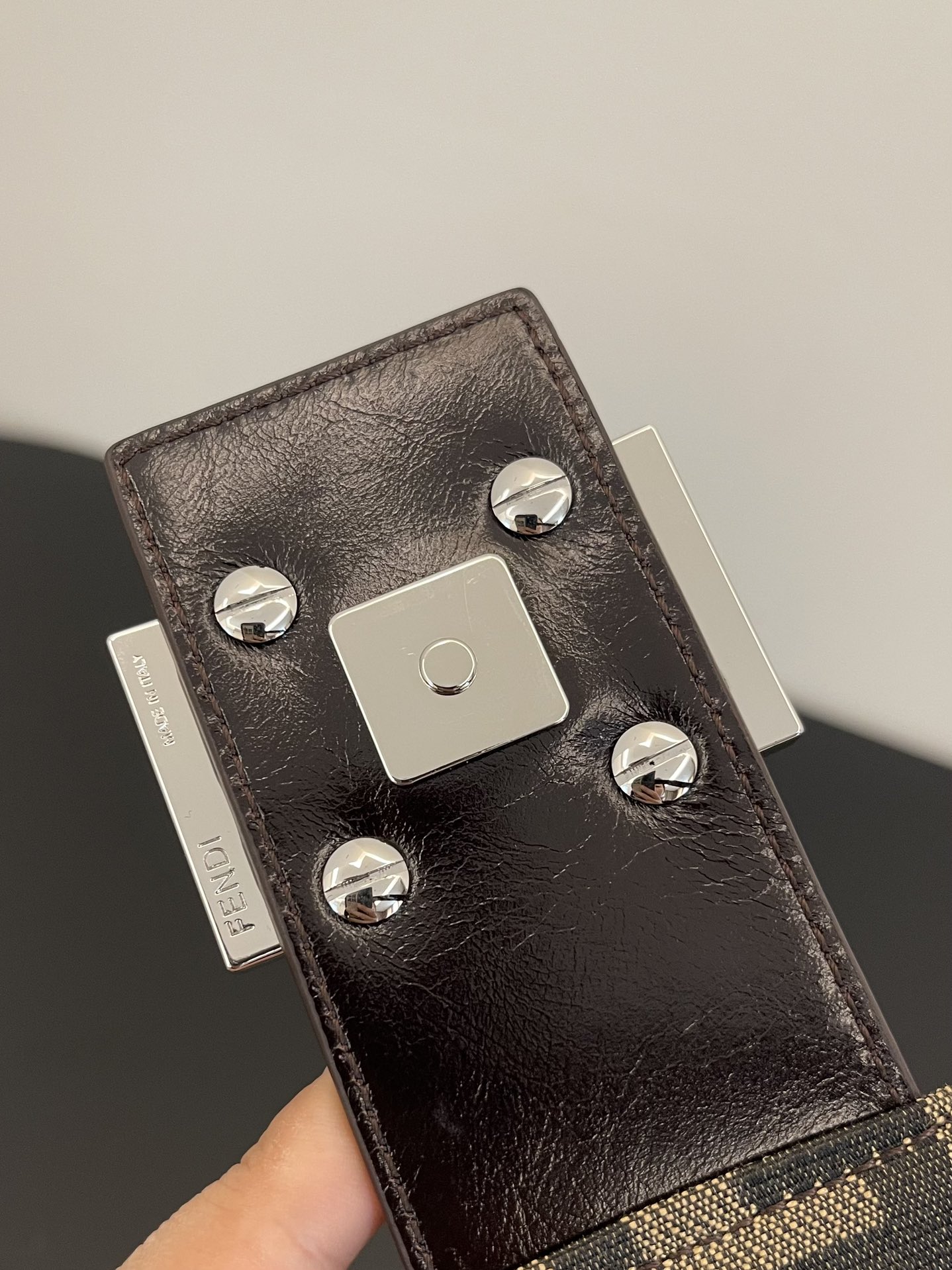 F**di small bag-14x10x21cm