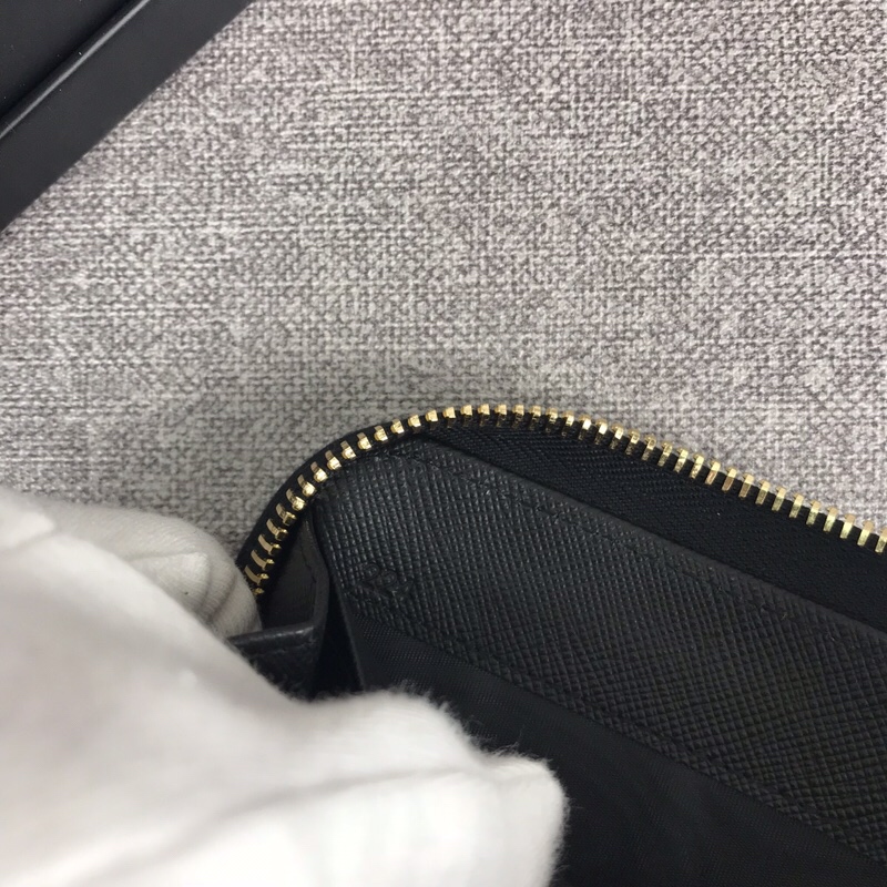 Pra*a wallet-20*10cm