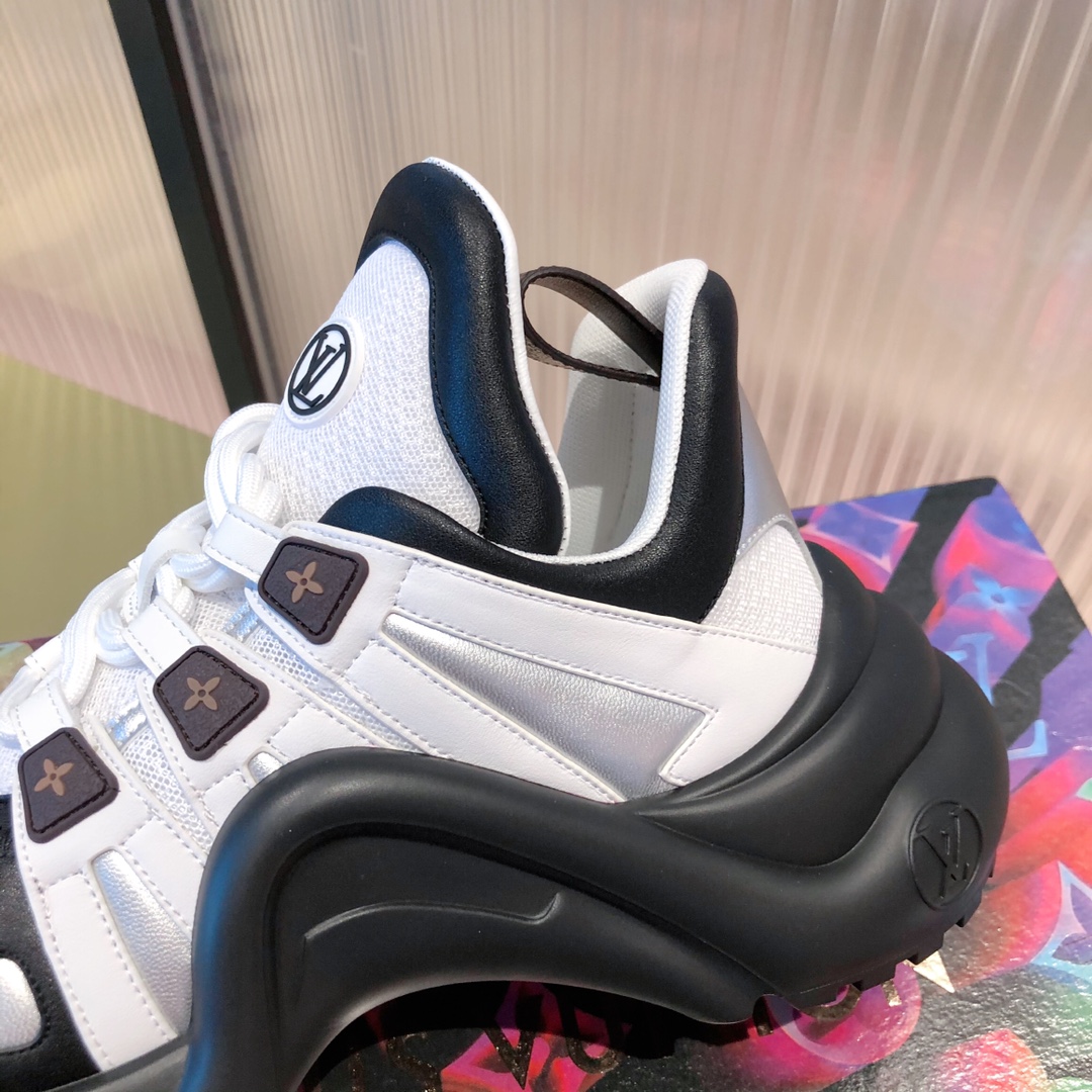 l0*is V*t0n archlight sneaker