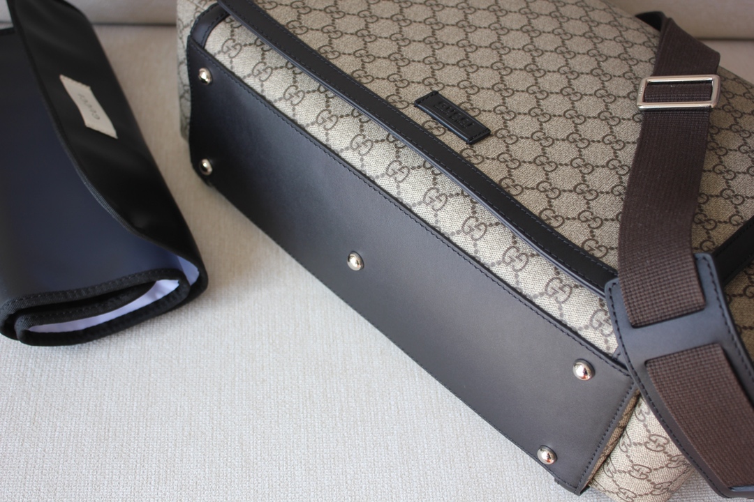 G*u*i messages handbags-44*28*14cm