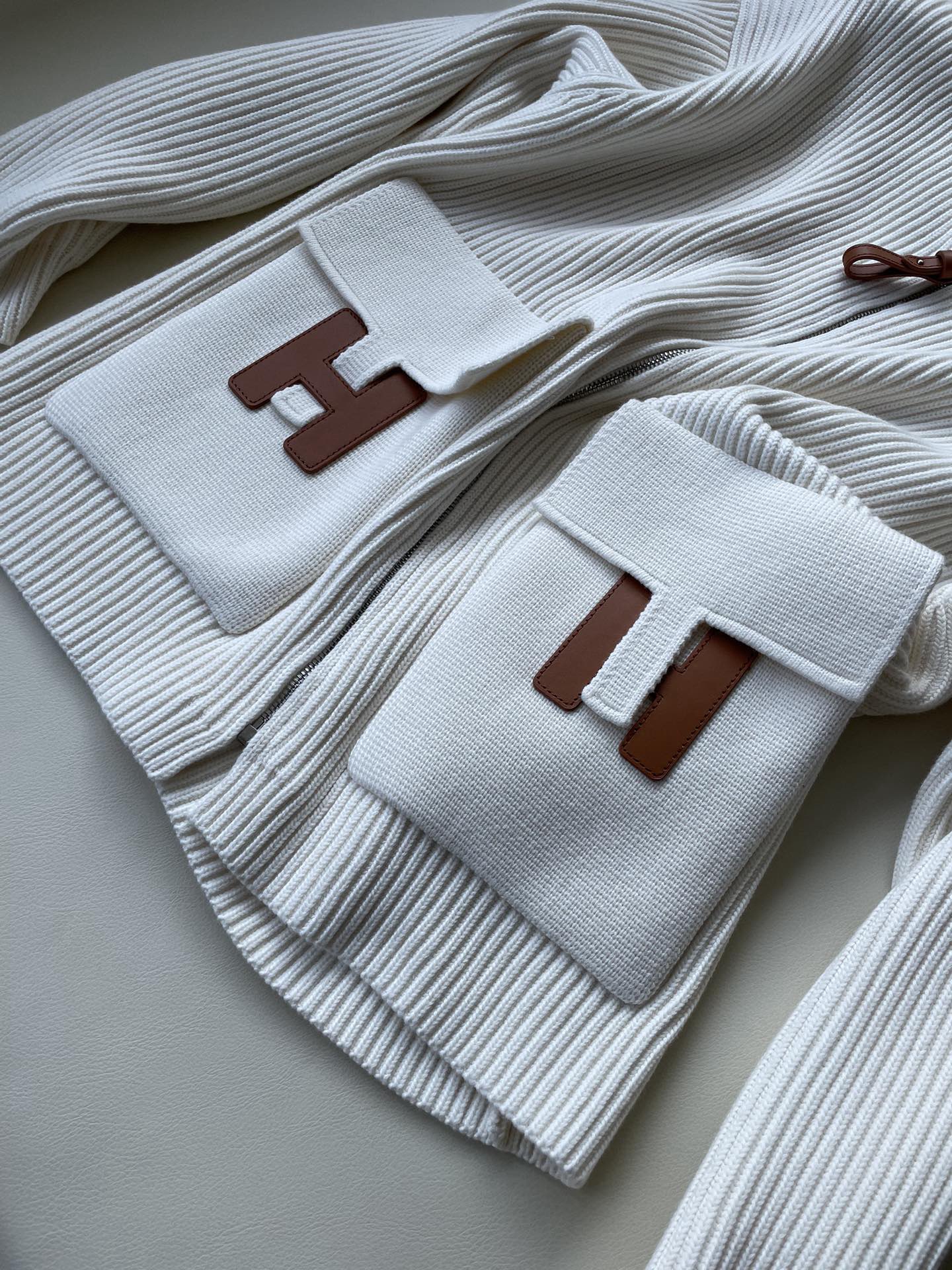 H**me5 fallwinter leather-patch stand collar knit sweater jacket