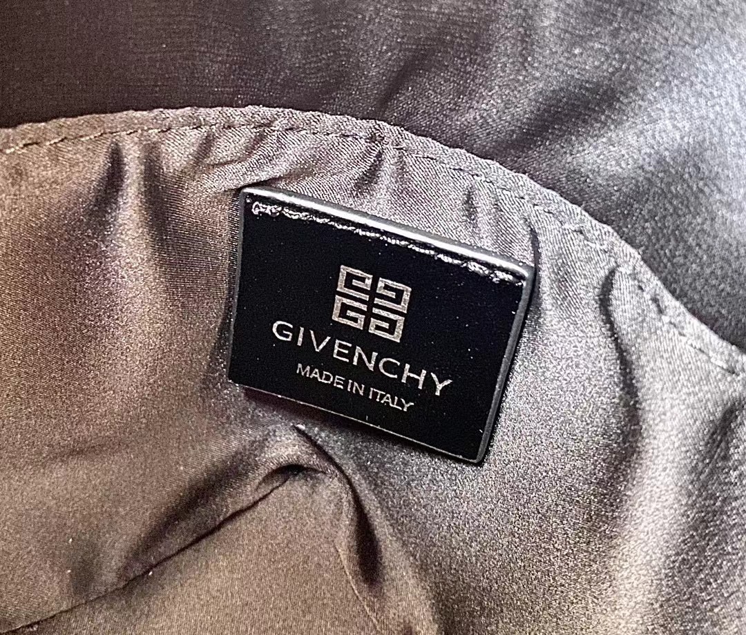 G1uenchy cutout bucket-16*11*11 cm