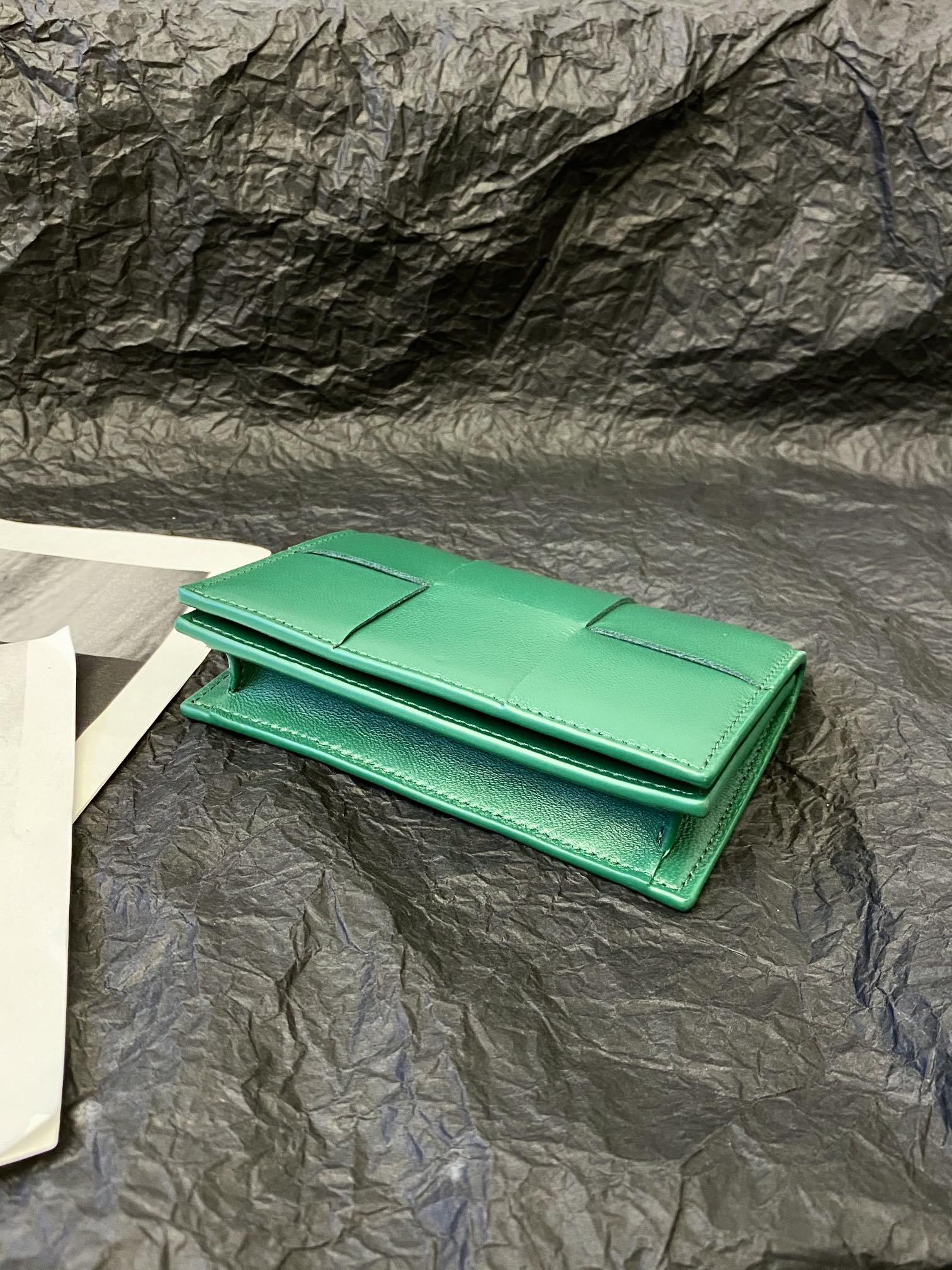 bo*te*ga Ve*ne*ta wallet-12cm