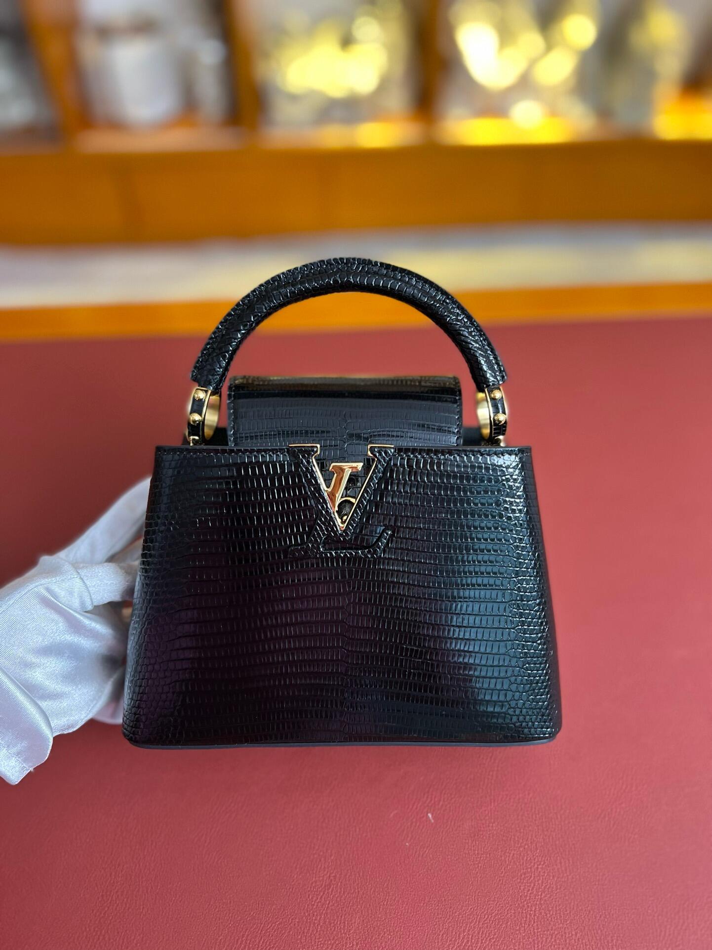 l0vis Vvtt0n mini capucines bag-21*14*8cm