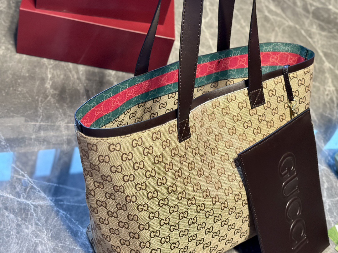 Gvc*1 tote-33.5*28cm