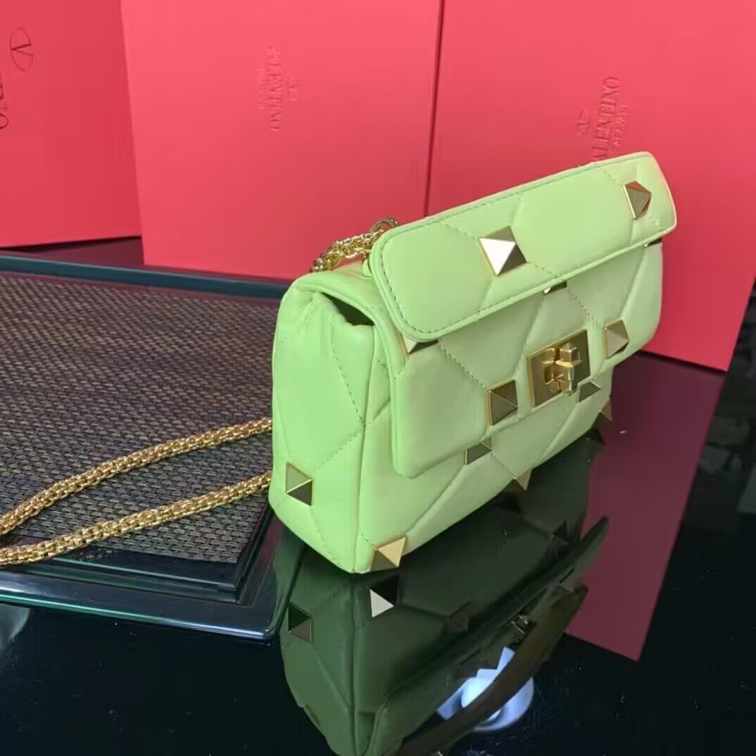 Valentin0 Garavani Roman Stud Size-25✖️16✖️10CM