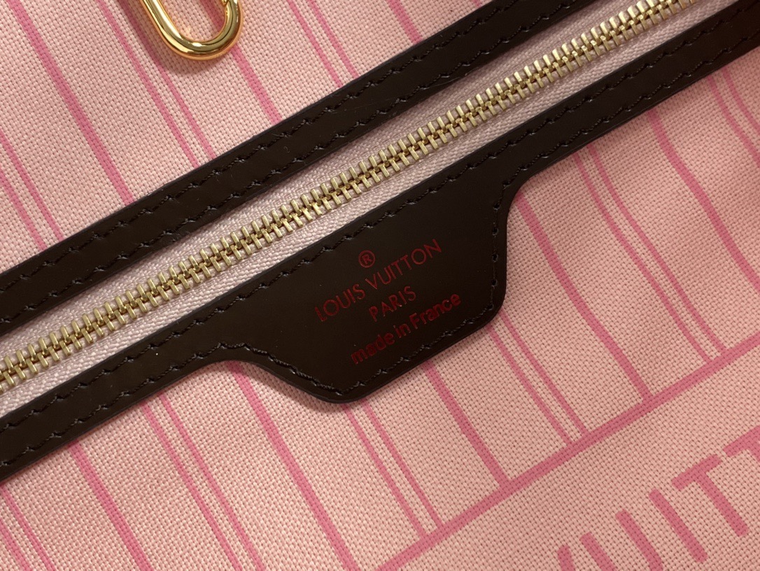 l0*is V*t0n neverfull gm ( pink inside) -40*33*20cm