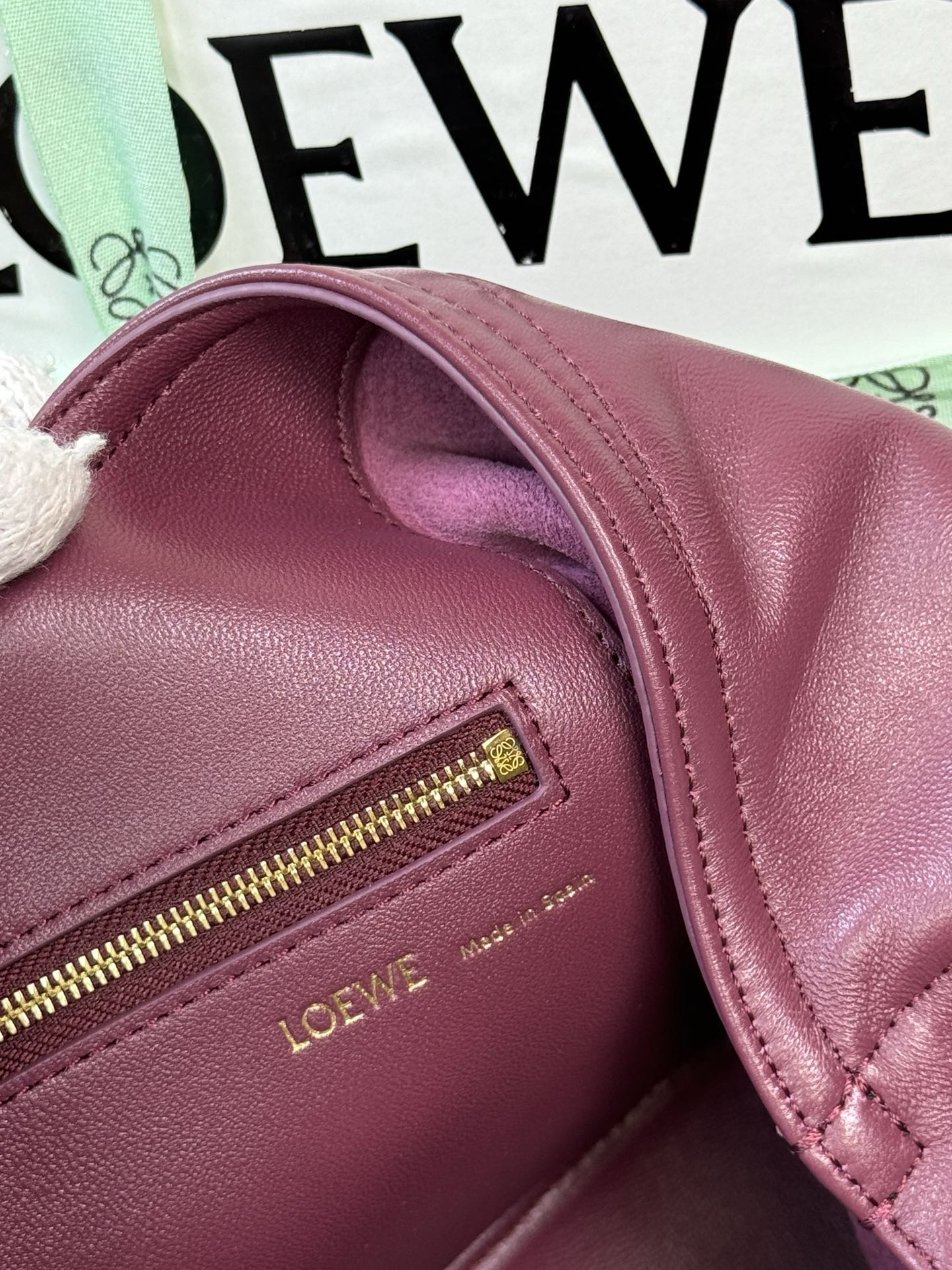 Lowee Squeeze Bag-29*24*10.5CM