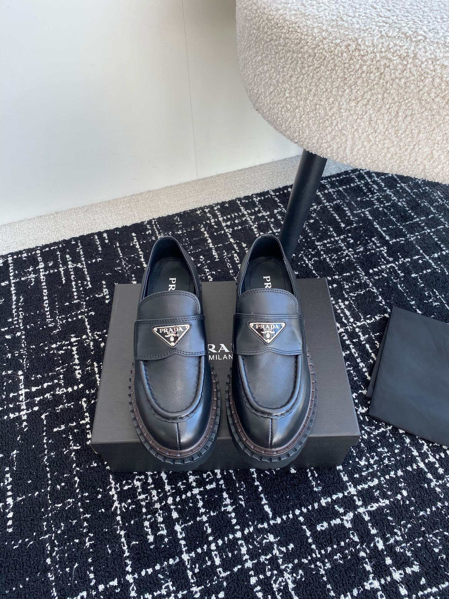 Pra*a loafers 2024ss