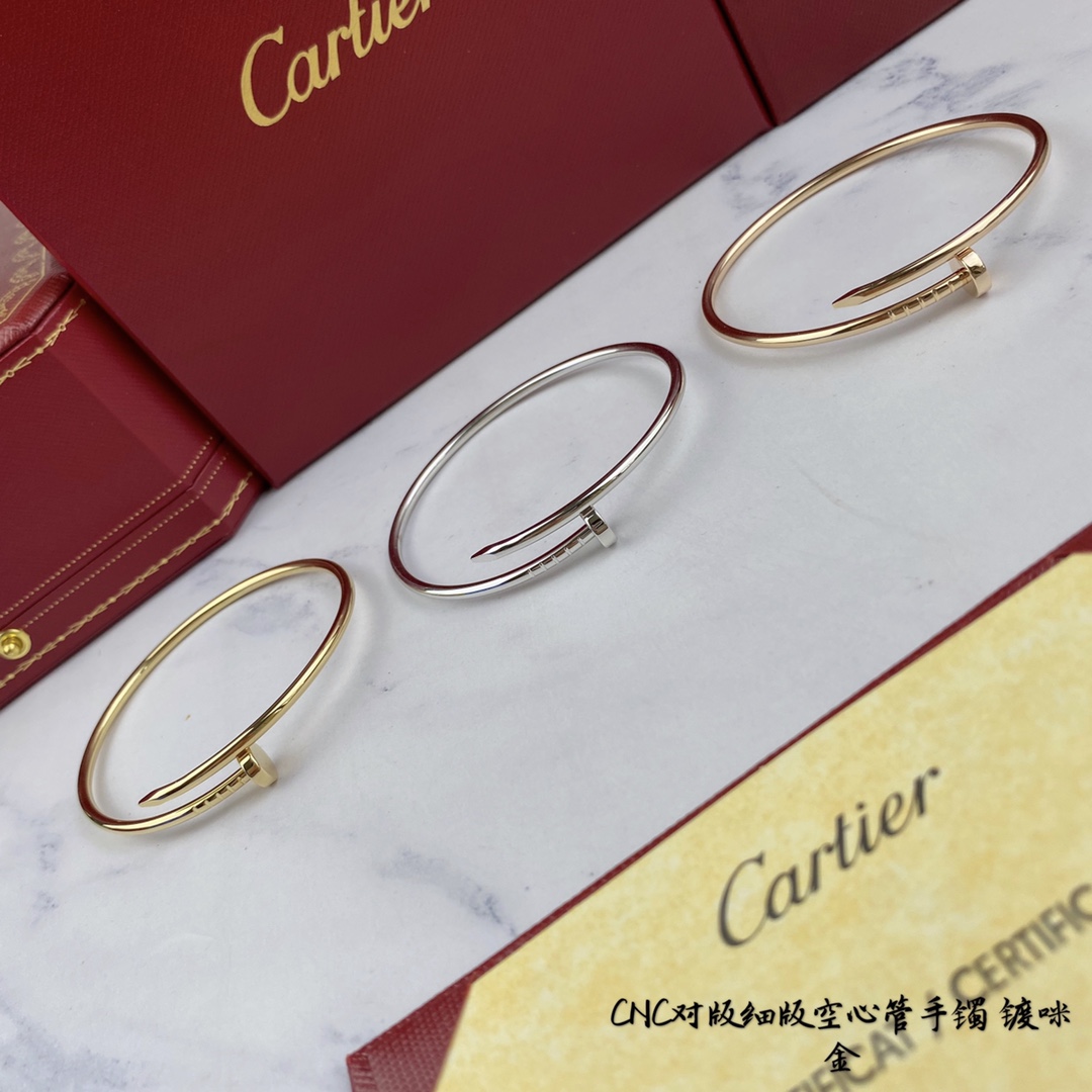 Ca*t*er bracelet