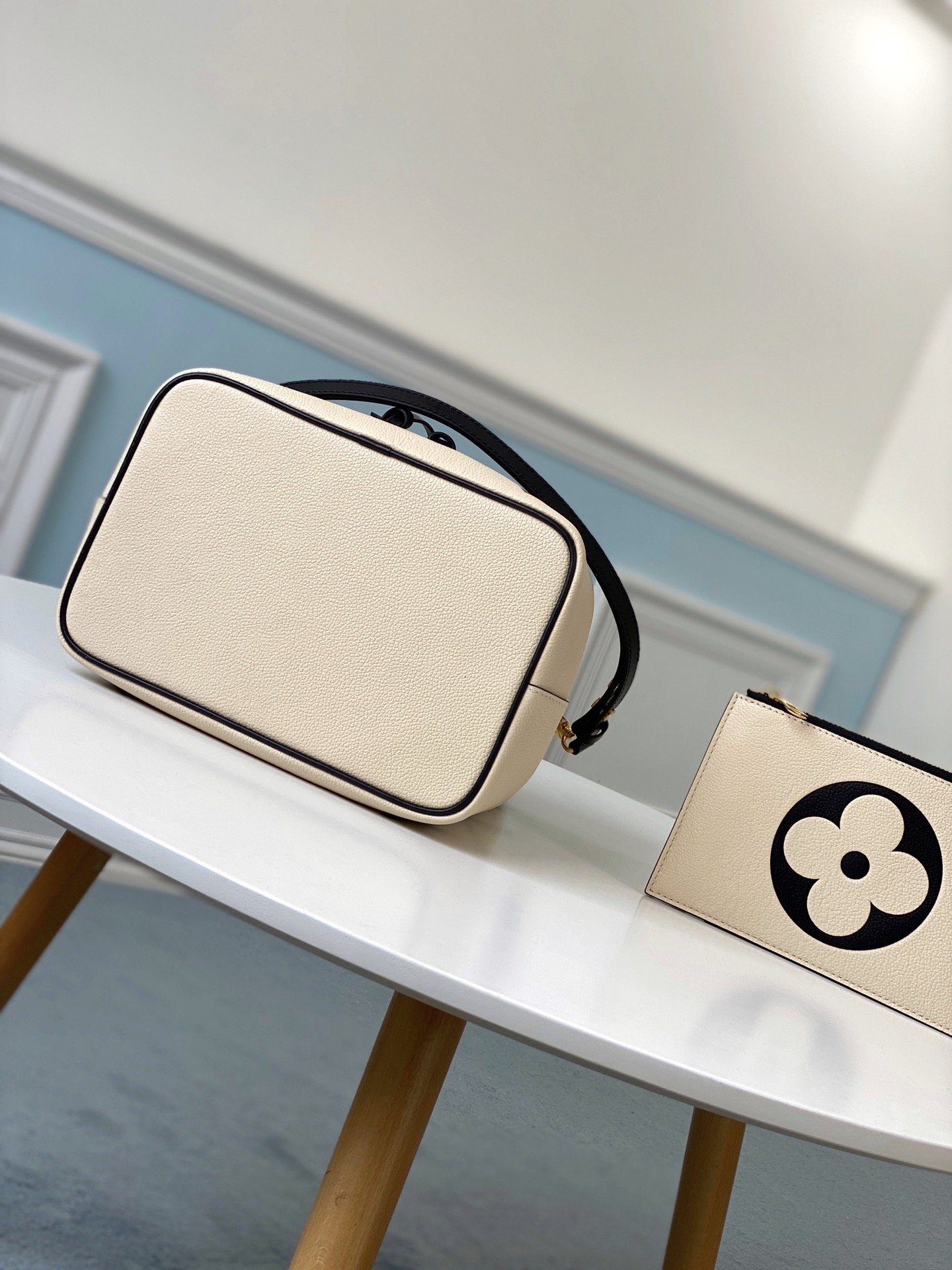 l0*is V*t0n néonoé crafty bucket-26*26*17.5cm