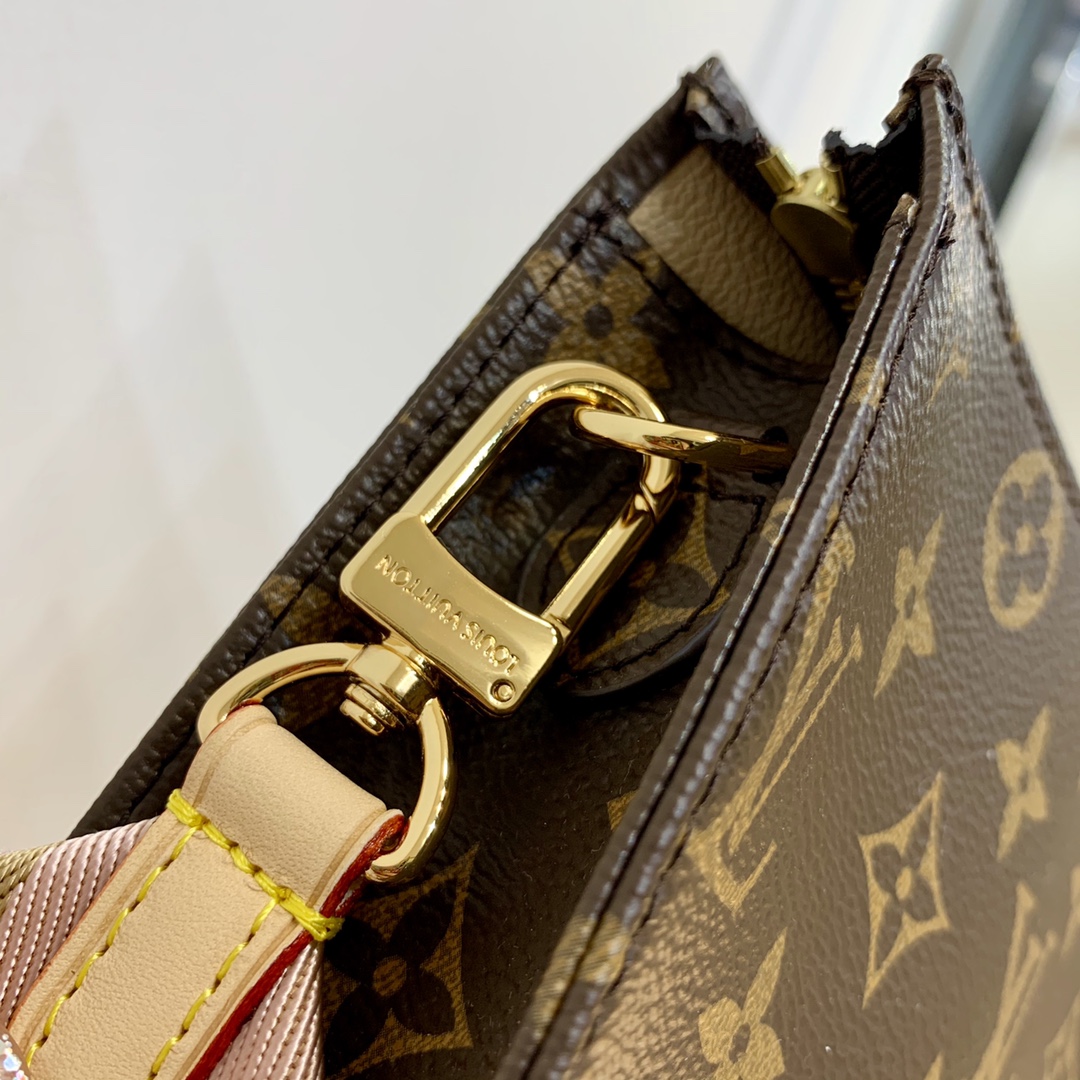 l0*is V*t0n m47546 toiletry handbags- 26-19.0x15.0x6cm