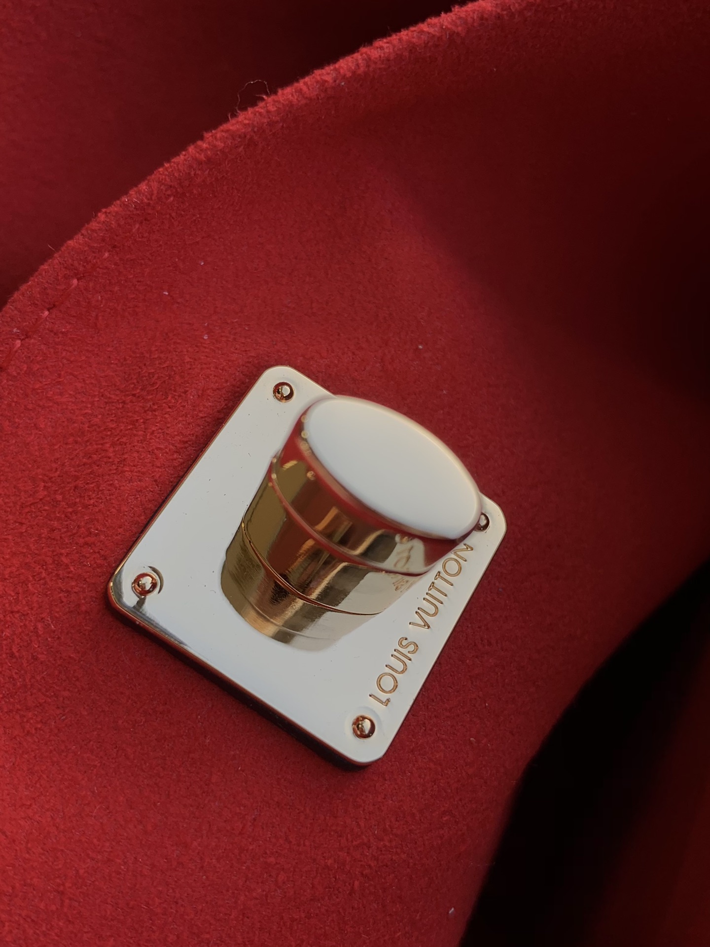 l0*is V*t0n lockme handbags m57345-42*28*15cm