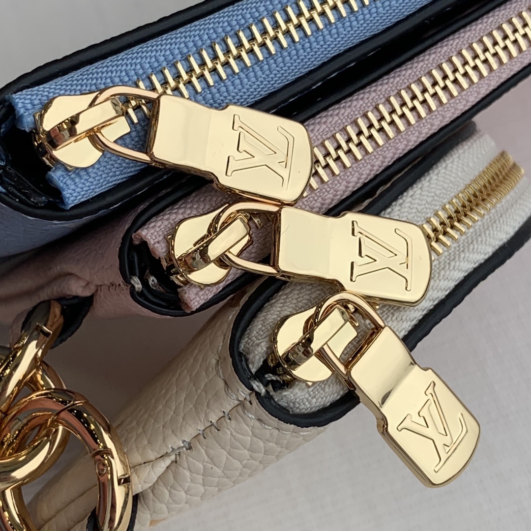 l0*is V*t0n by the pool pouch-20*12*3cm