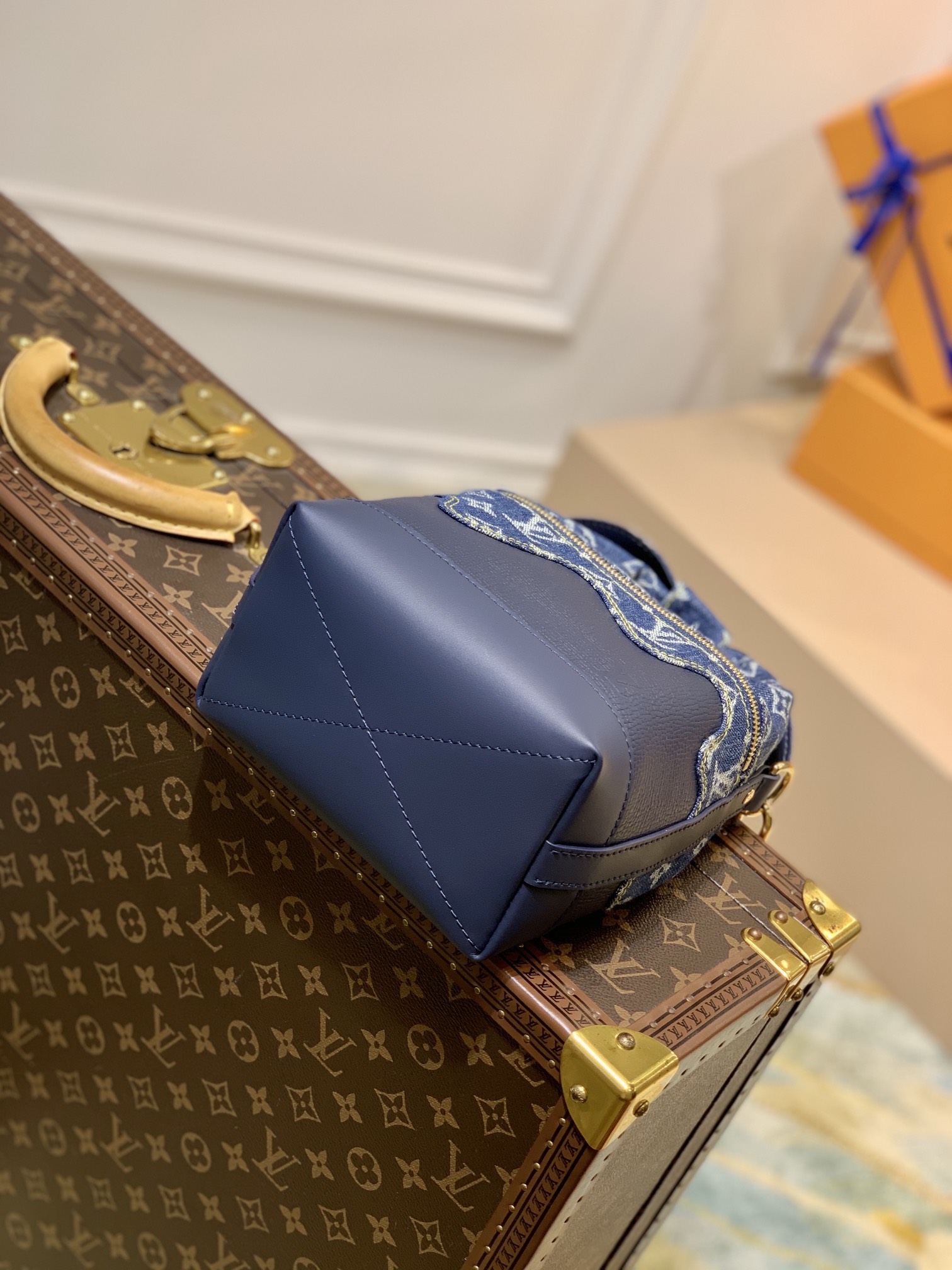 l0*is V*t0n japanese cruiser handbags-23*28*10 cm