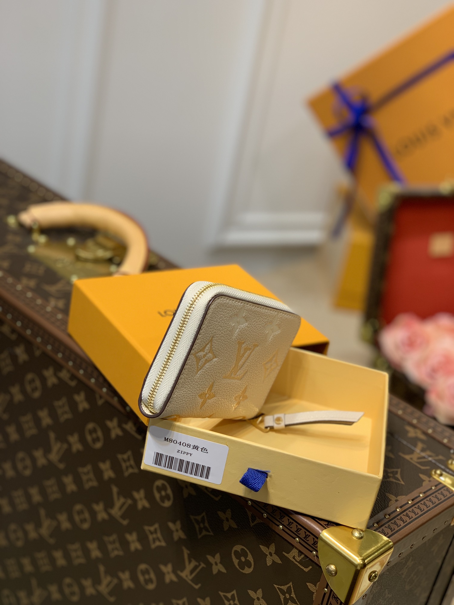 l0*is V*t0n by the pool zippy wallet-11*8.5*12cm