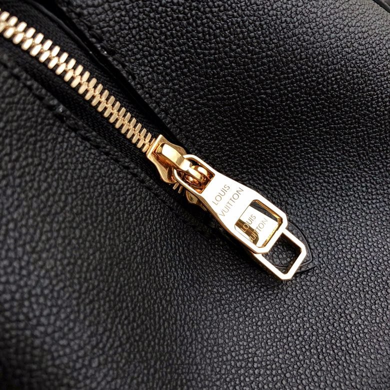 l0*is V*t0n montaigne mm-33*23*15cm