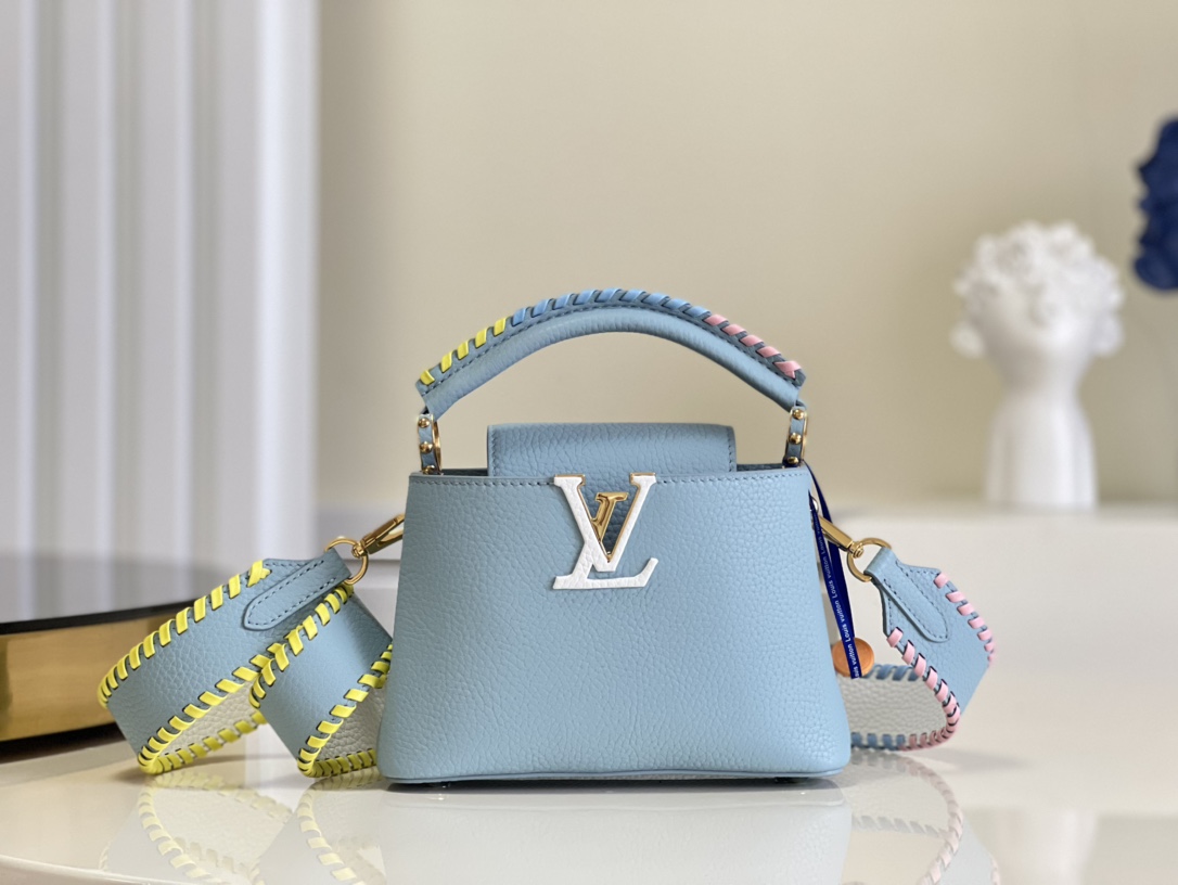 l0*is V*t0n capucines handlebag