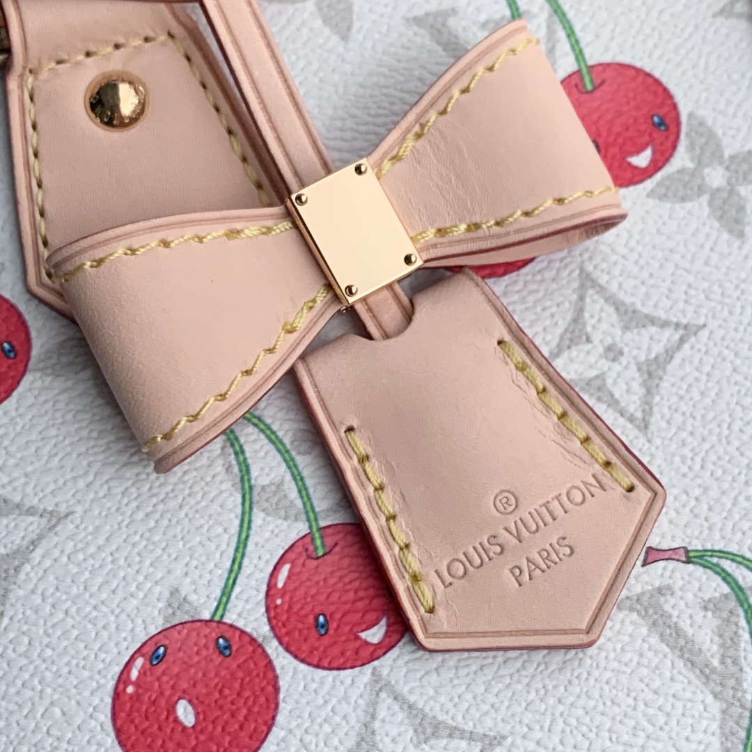 l0vis Vvtt0n alma bb m14234-23.5 x 17.5 x 11.5cm