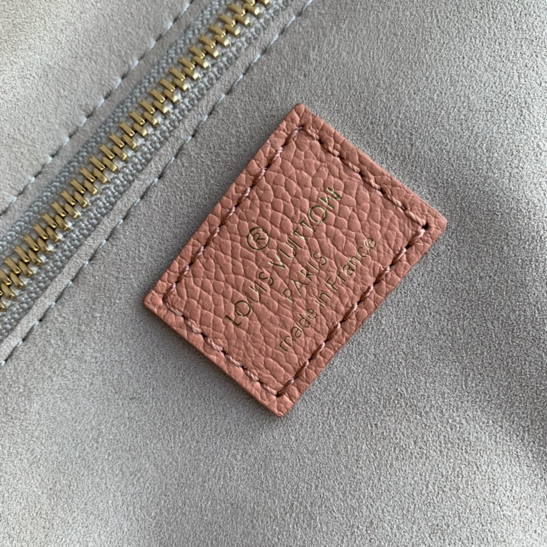 l0*is V*t0n neverfull mm (red inside) -32*29*17cm