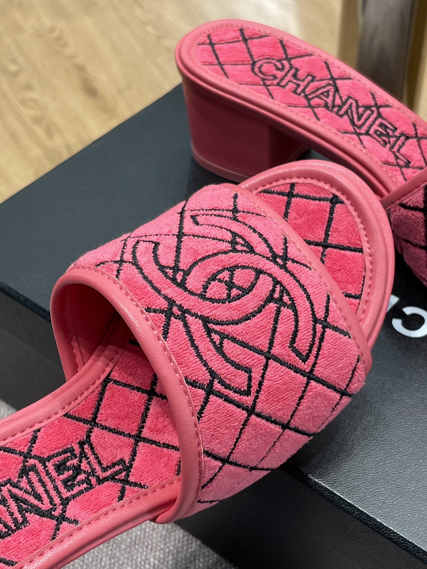 Ch@nel 2022ss Slides