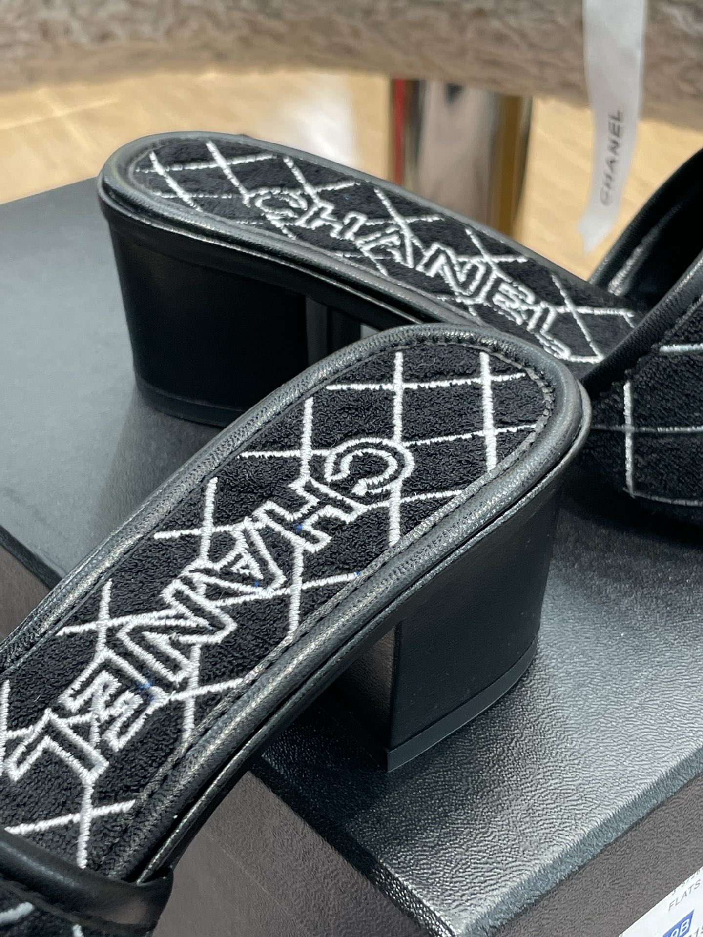 Ch@nel 2022ss Slides