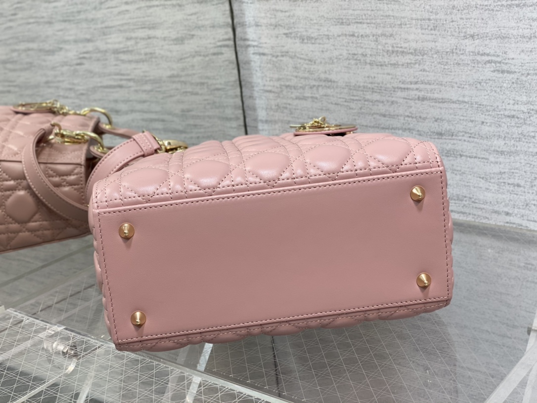 lady D*or handle bag-24cm