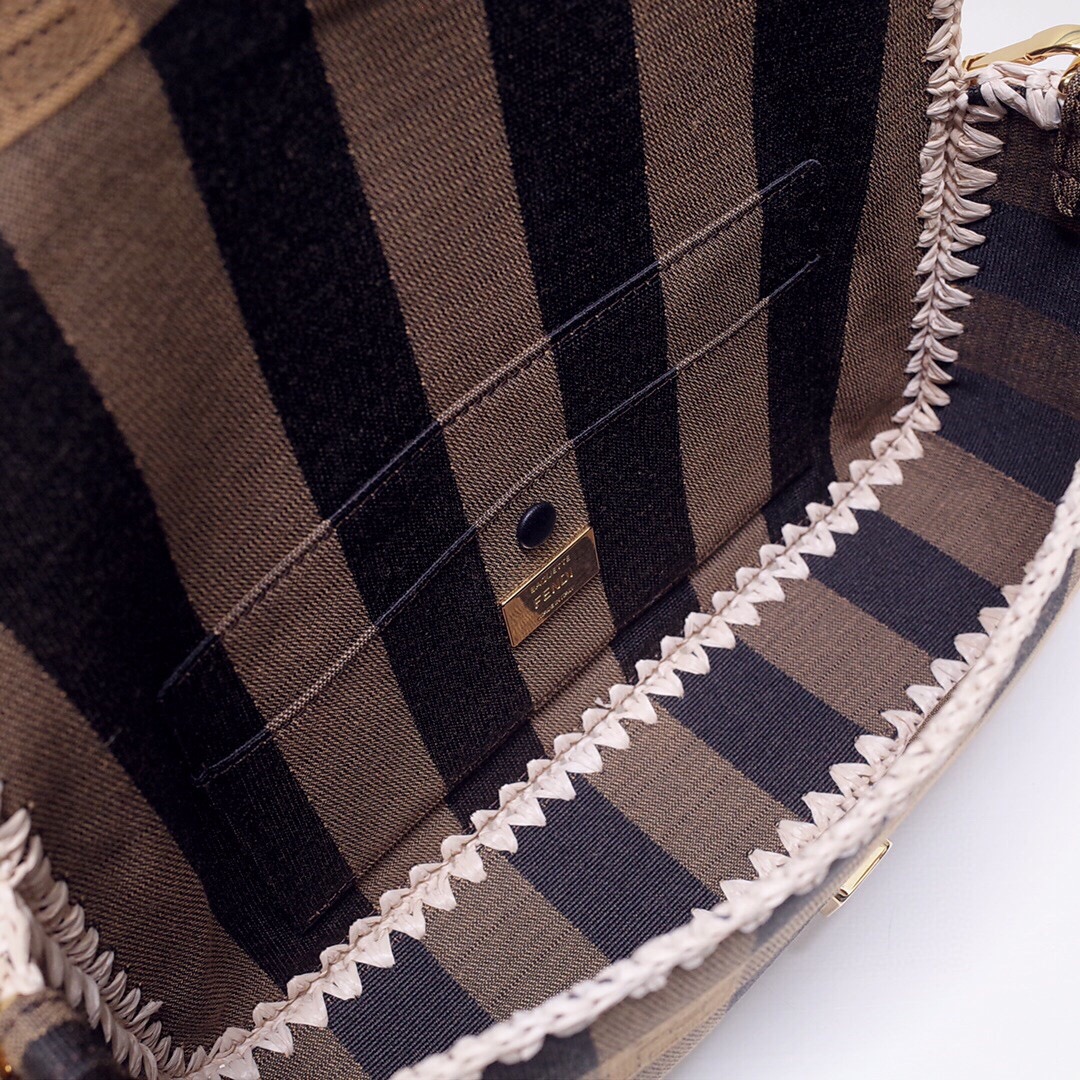 F**di baguette bag-26x14x4cm