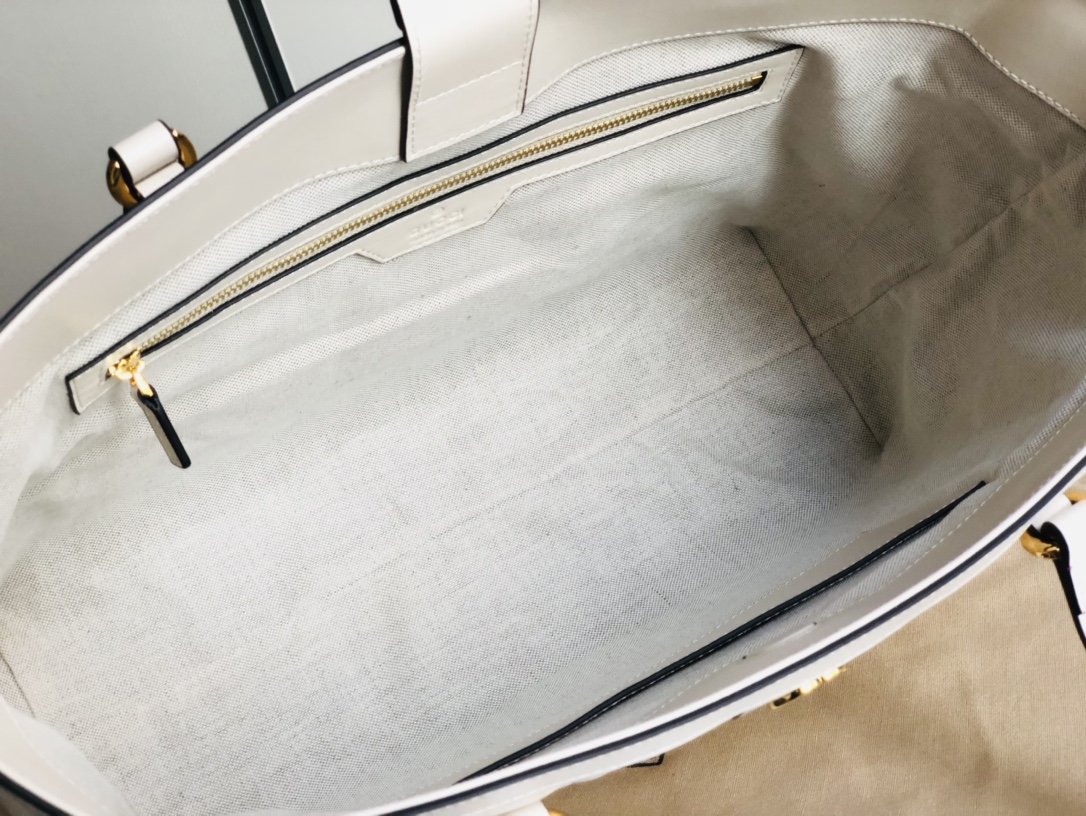 G*u*i tote bag-38x28x14cm