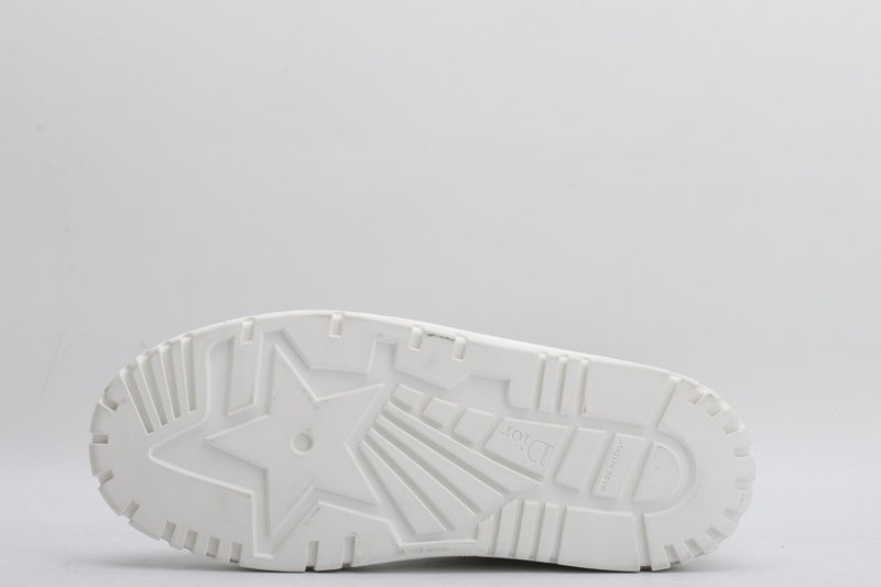 D*or high-top sneakers