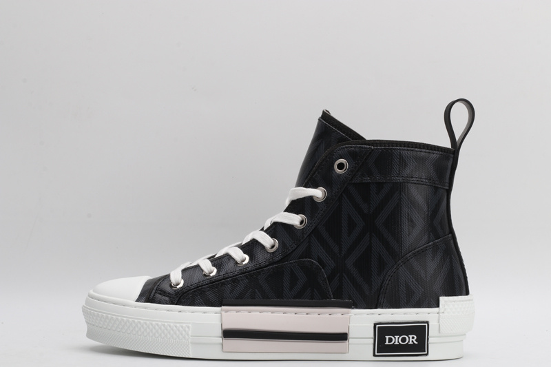 D*or high-top sneakers