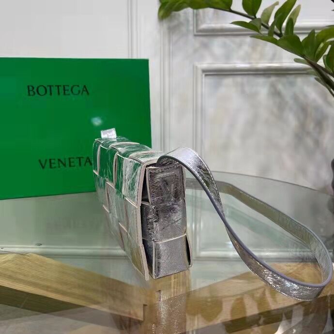 bo*te*ga Ve*ne*ta crossbody bag-23*15*6cm