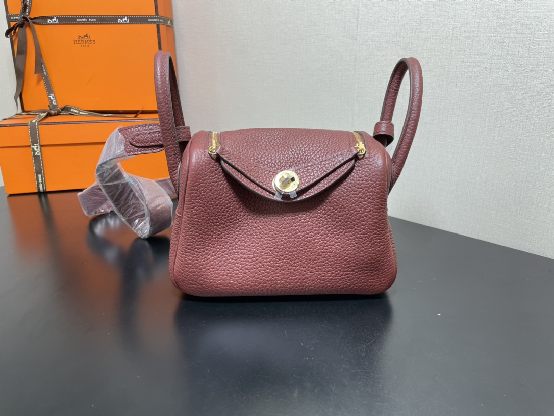H**mes lindy 19-togo leather-19cm