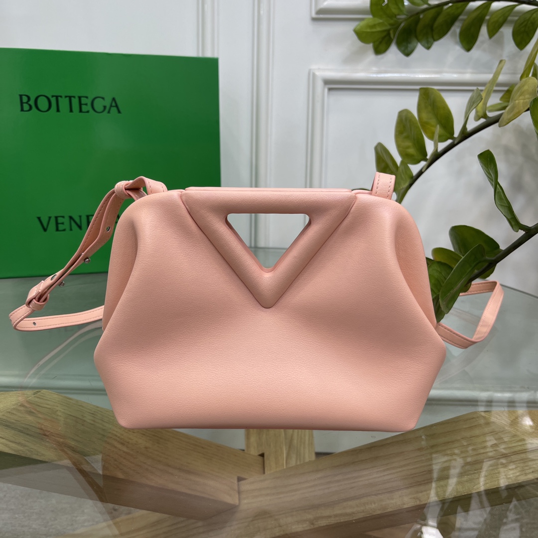 bo*te*ga Ve*ne*ta the triangle bag-24*16*8cm