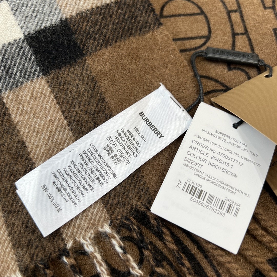 B**rry scarf-168x30cm