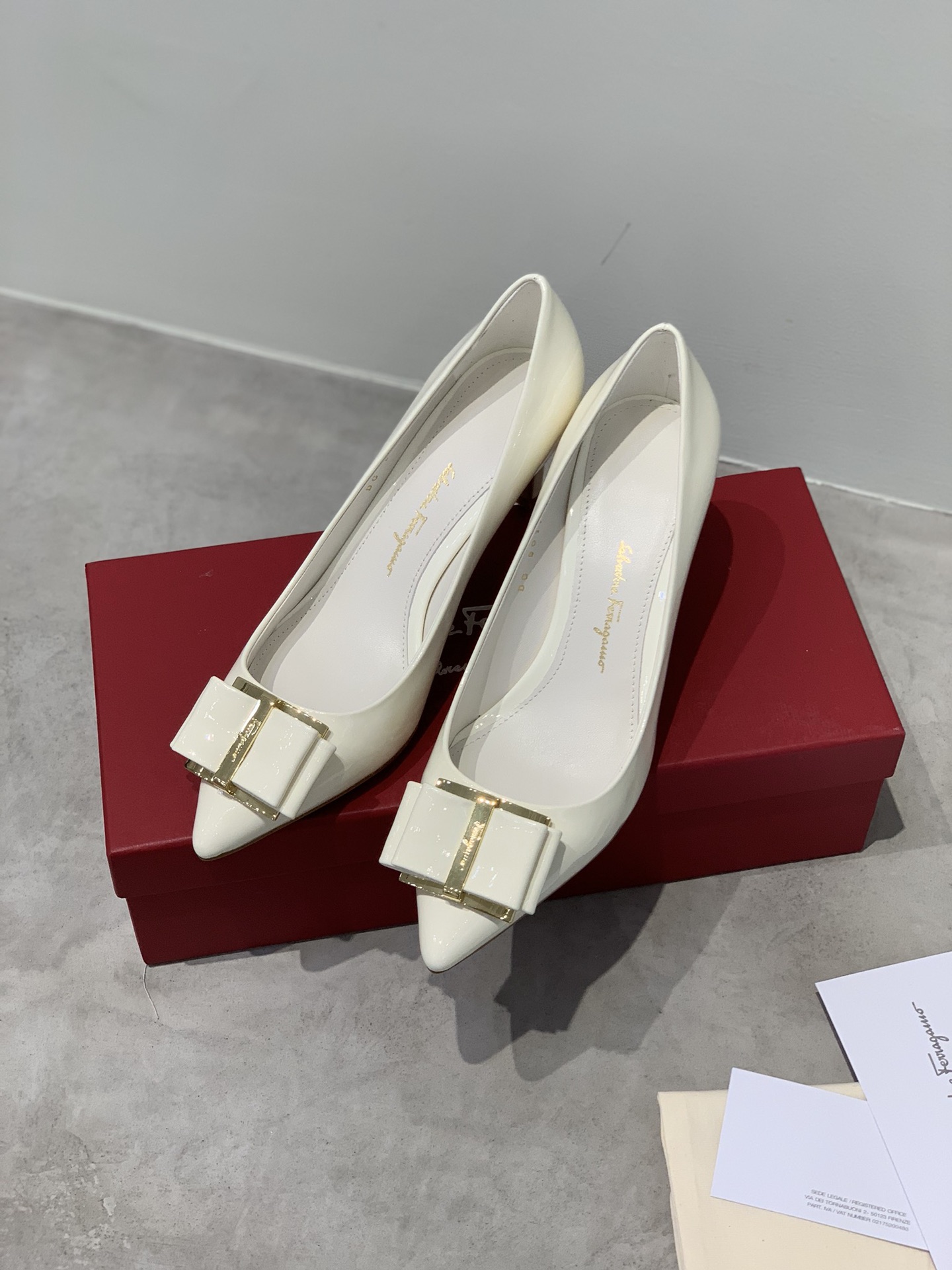 Salvatore Ferragamo-7CM
