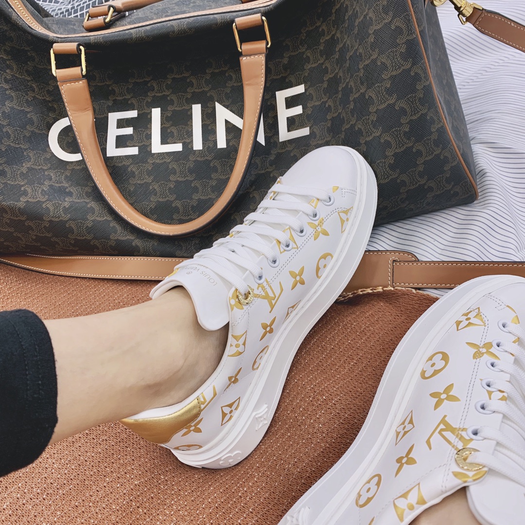 l0*is V*t0n low-top sneakers