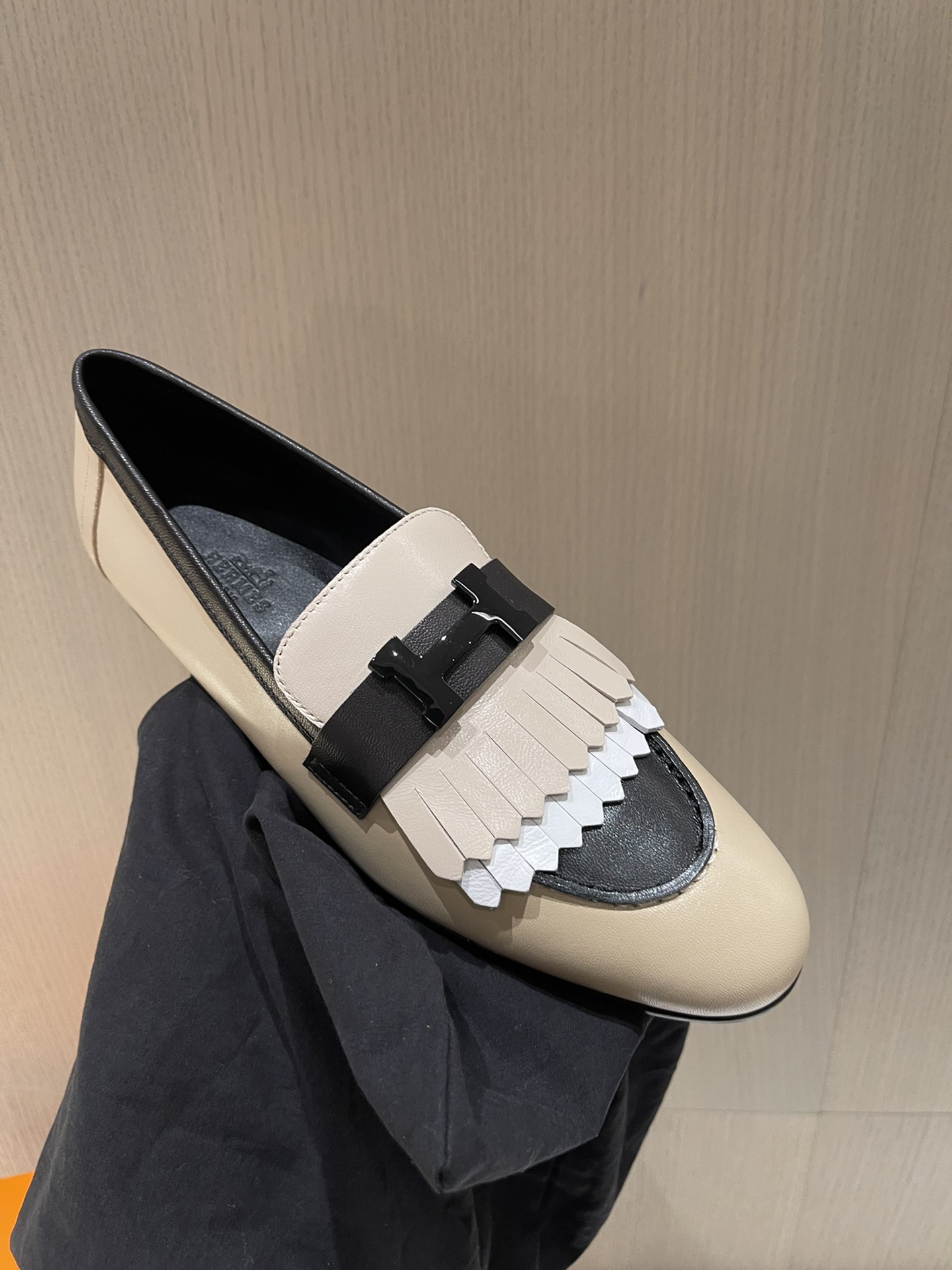 H**mes loafers(eu35-eu40)