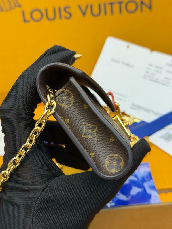 LV Pouch Metis Belt Bag-13.5x8CM