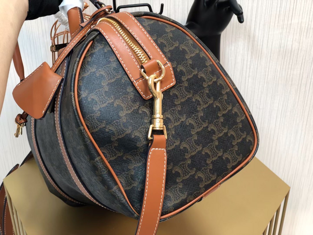 Celin Triomphe Handbags -31*21*17CM